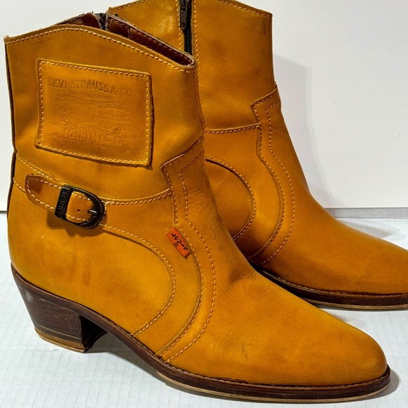 Vtg Levis Leather Western Boots size 7.5 - Picture 5 of 16